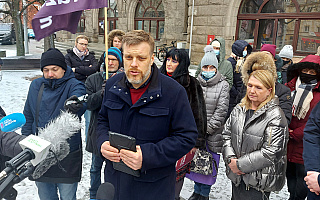 Adrian Zandberg w Olsztynie. Poparł protest urzędników ratusza